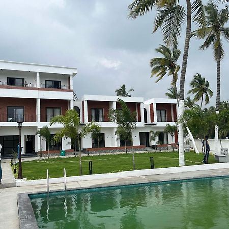 Trigon Retreat Hotel Pūrnānkuppam Екстериор снимка