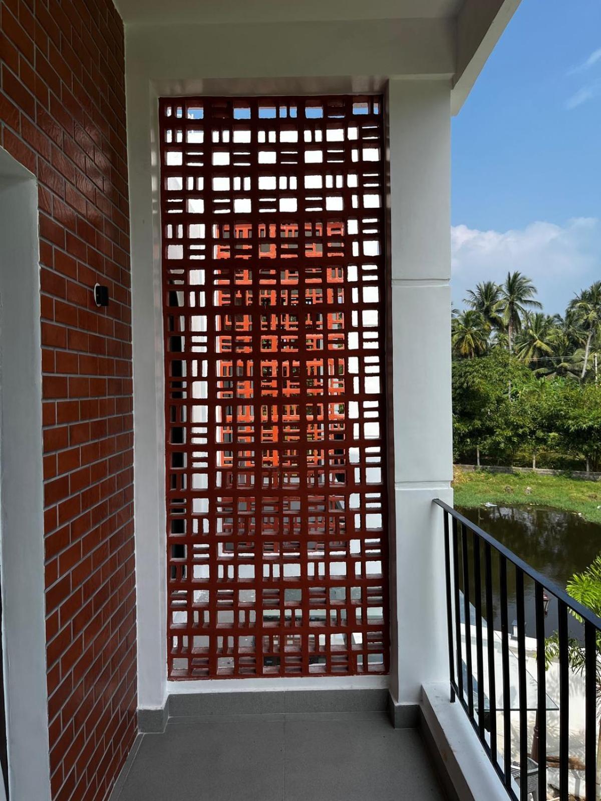 Trigon Retreat Hotel Pūrnānkuppam Екстериор снимка