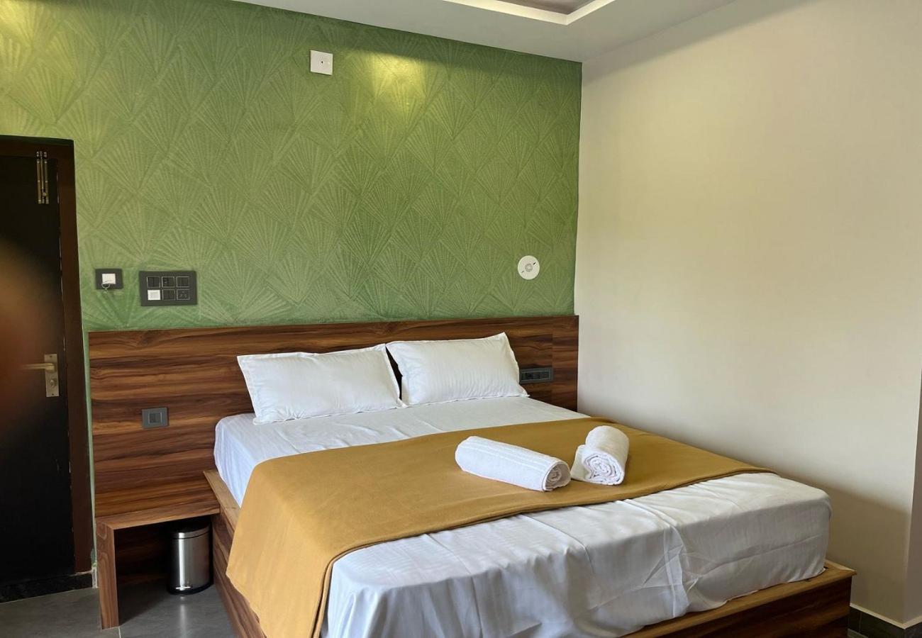 Trigon Retreat Hotel Pūrnānkuppam Екстериор снимка